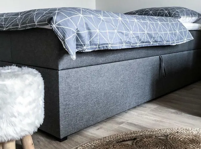Stylový Přímo U Lanovky, Vlastní Garážové Stání