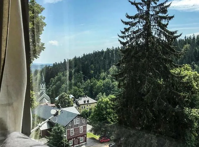 Stylový Přímo U Lanovky, Vlastní Garážové Stání Appartement *