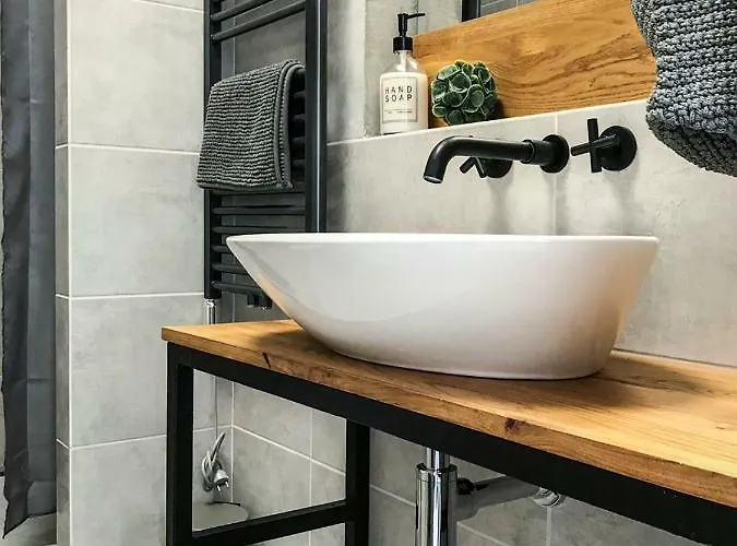 Stylový Přímo U Lanovky, Vlastní Garážové Stání Appartement